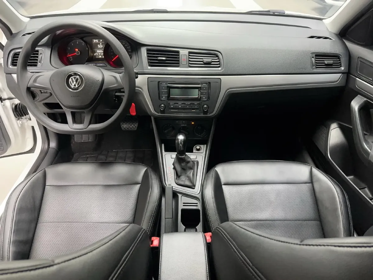 2017 Volkswagen Lavida 1.6L 110HP L4 6AT,autocango,china used car exporter,china ev exporter,chinese used car exporter,chinese used ev exporter