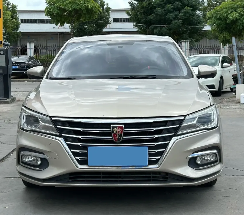 2019 Roewe i5 1.5L 120HP L4 CVT,autocango,china used car exporter,china ev exporter,chinese used car exporter,chinese used ev exporter