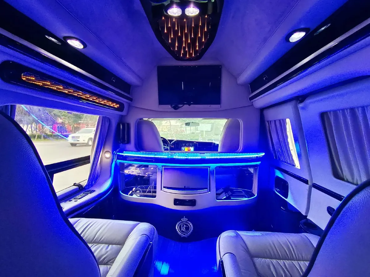 2012 GMC SAVANA 6.0L 328HP V8 6AT,autocango,china used car exporter,china ev exporter,chinese used car exporter,chinese used ev exporter