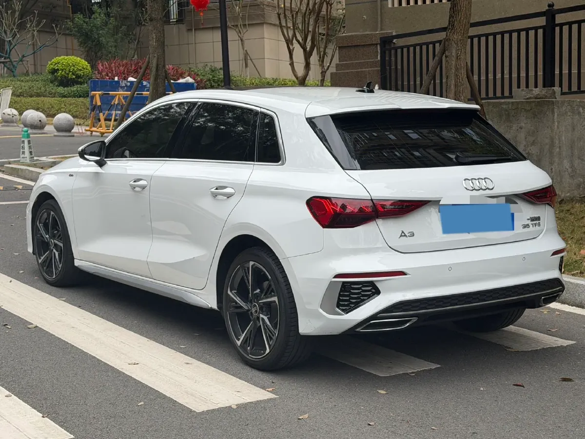 2022 Audi A3 1.4T 150HP L4 7DCT,autocango,china used car exporter,china ev exporter,chinese used car exporter,chinese used ev exporter