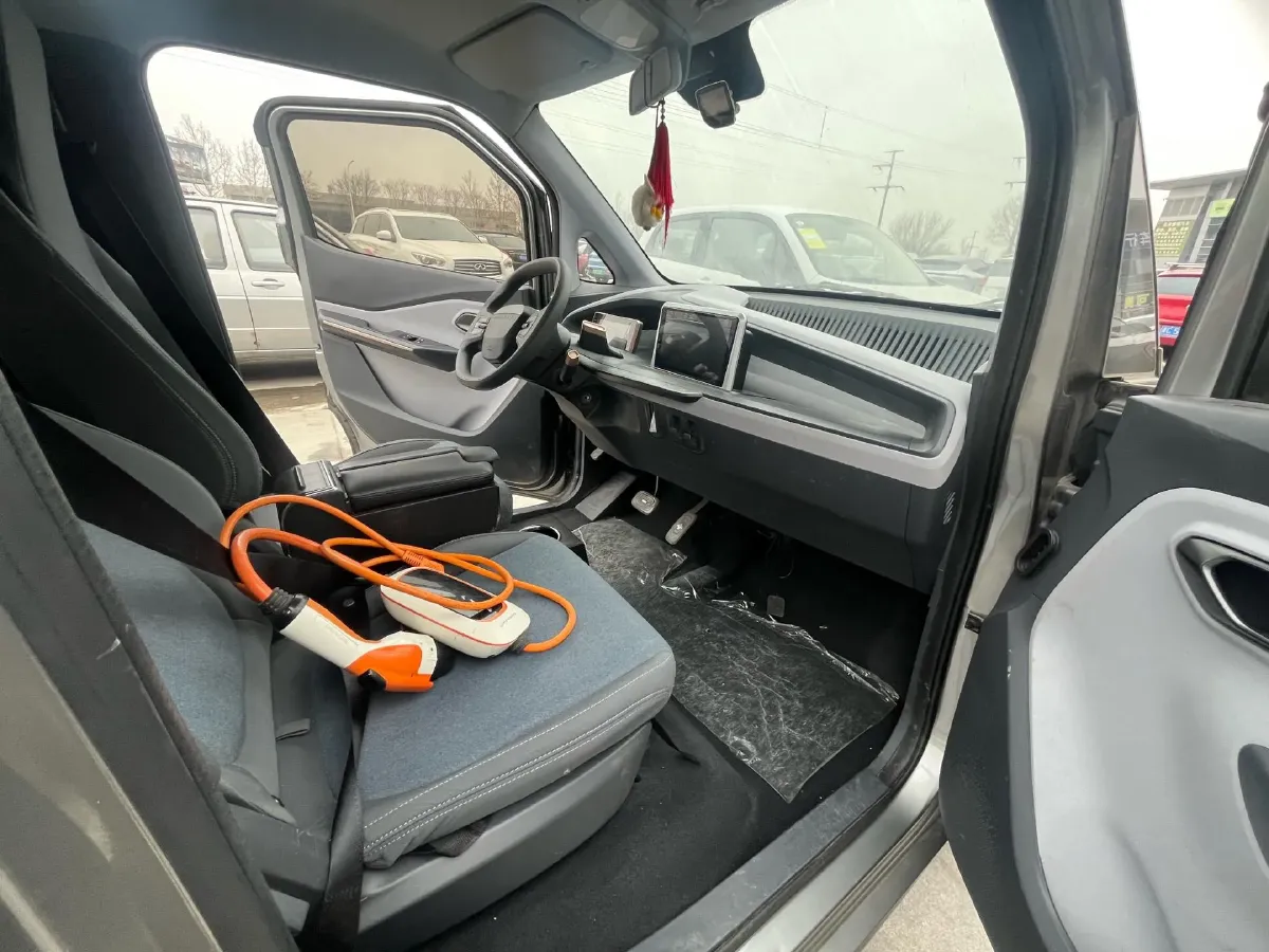 2020 BaoJun E200 BEV 28KWH,autocango,china used car exporter,china ev exporter,chinese used car exporter,chinese used ev exporter