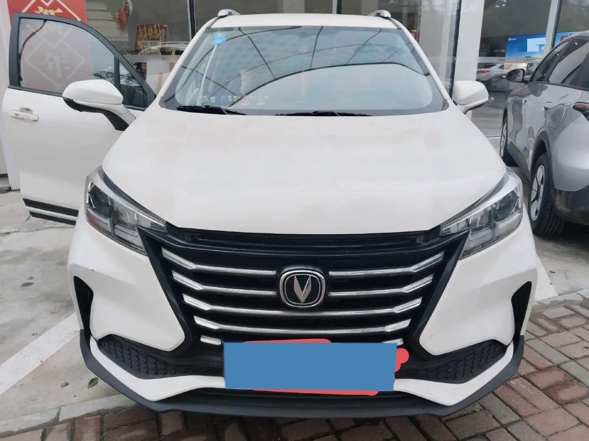 2019 ChangAn CS15 1.5L 107HP L4 5MT,autocango,china used car exporter,china ev exporter,chinese used car exporter,chinese used ev exporter