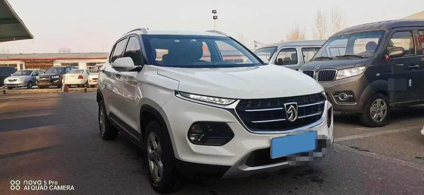 2017 BaoJun 310W 1.5L 105HP L4 6MT,autocango,china used car exporter,china ev exporter,chinese used car exporter,chinese used ev exporter