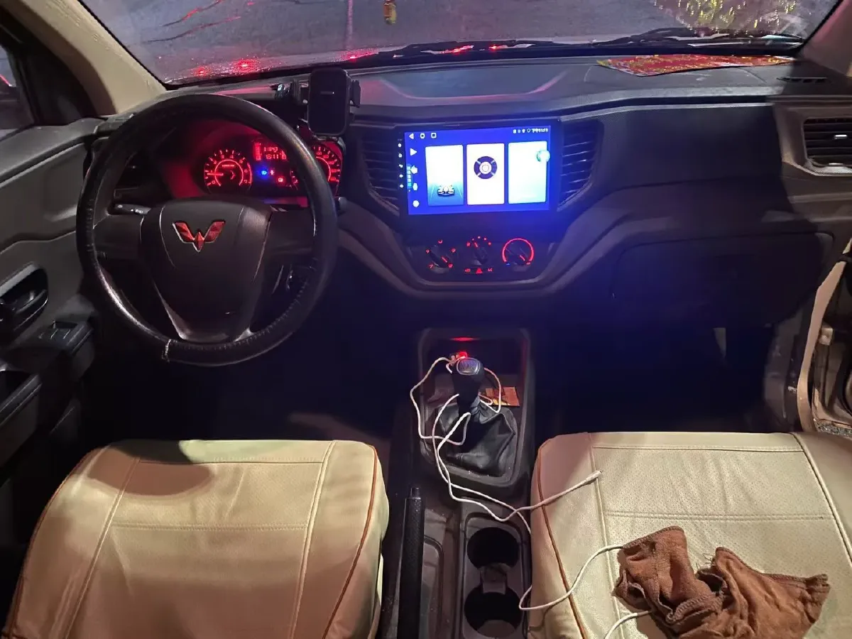 2022 JinBei Little Sea Lion X30 1.5L 102HP L4 5MT,autocango,china used car exporter,china ev exporter,chinese used car exporter,chinese used ev exporter