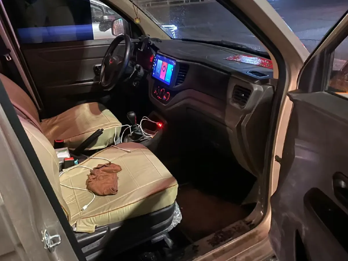 2022 JinBei Little Sea Lion X30 1.5L 102HP L4 5MT,autocango,china used car exporter,china ev exporter,chinese used car exporter,chinese used ev exporter