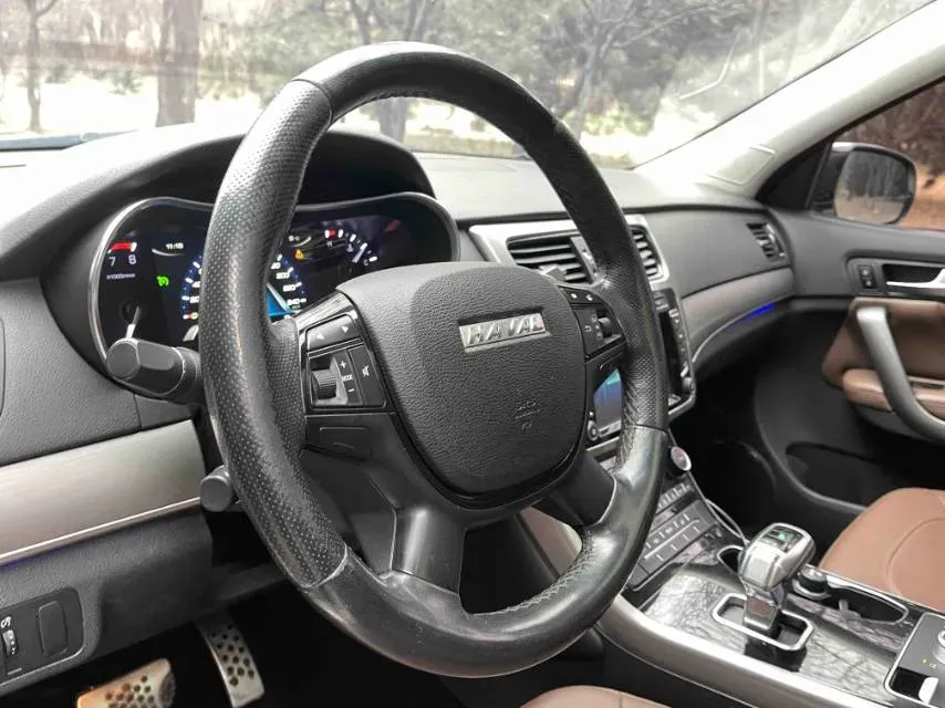 2017 Haval H8 2.0T 252HP L4 8AT,autocango,china used car exporter,china ev exporter,chinese used car exporter,chinese used ev exporter