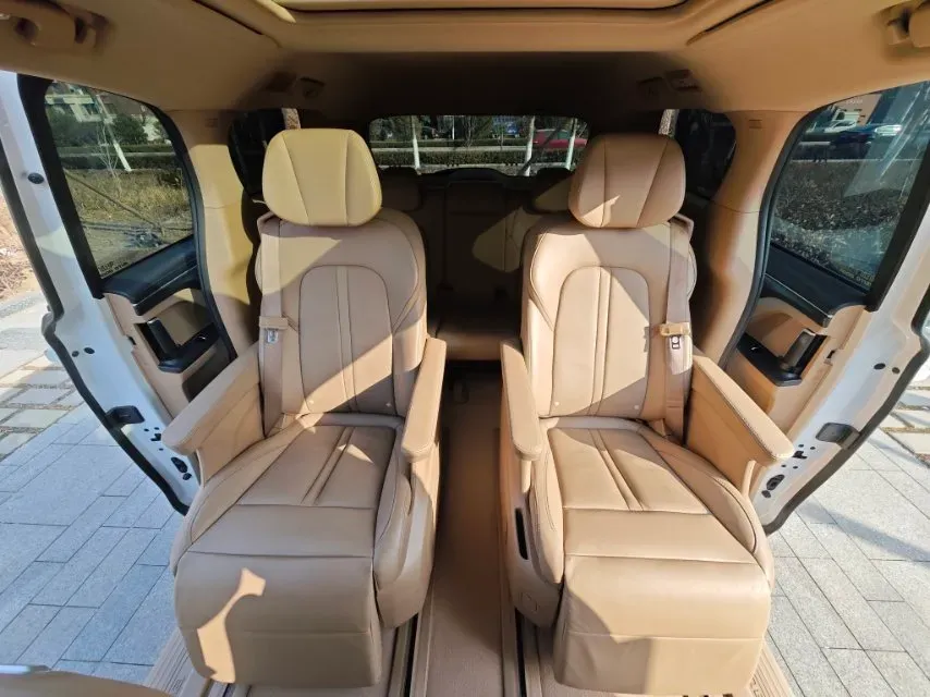 2021 Buick GL8 2.0T 237HP L4 9AT,autocango,china used car exporter,china ev exporter,chinese used car exporter,chinese used ev exporter