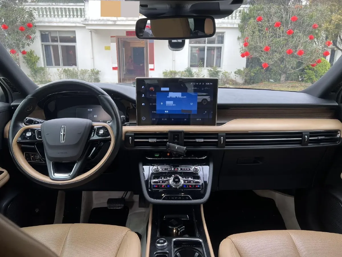 2022 Lincoln Corsair 2.0T 245HP L4 8AT,autocango,china used car exporter,china ev exporter,chinese used car exporter,chinese used ev exporter