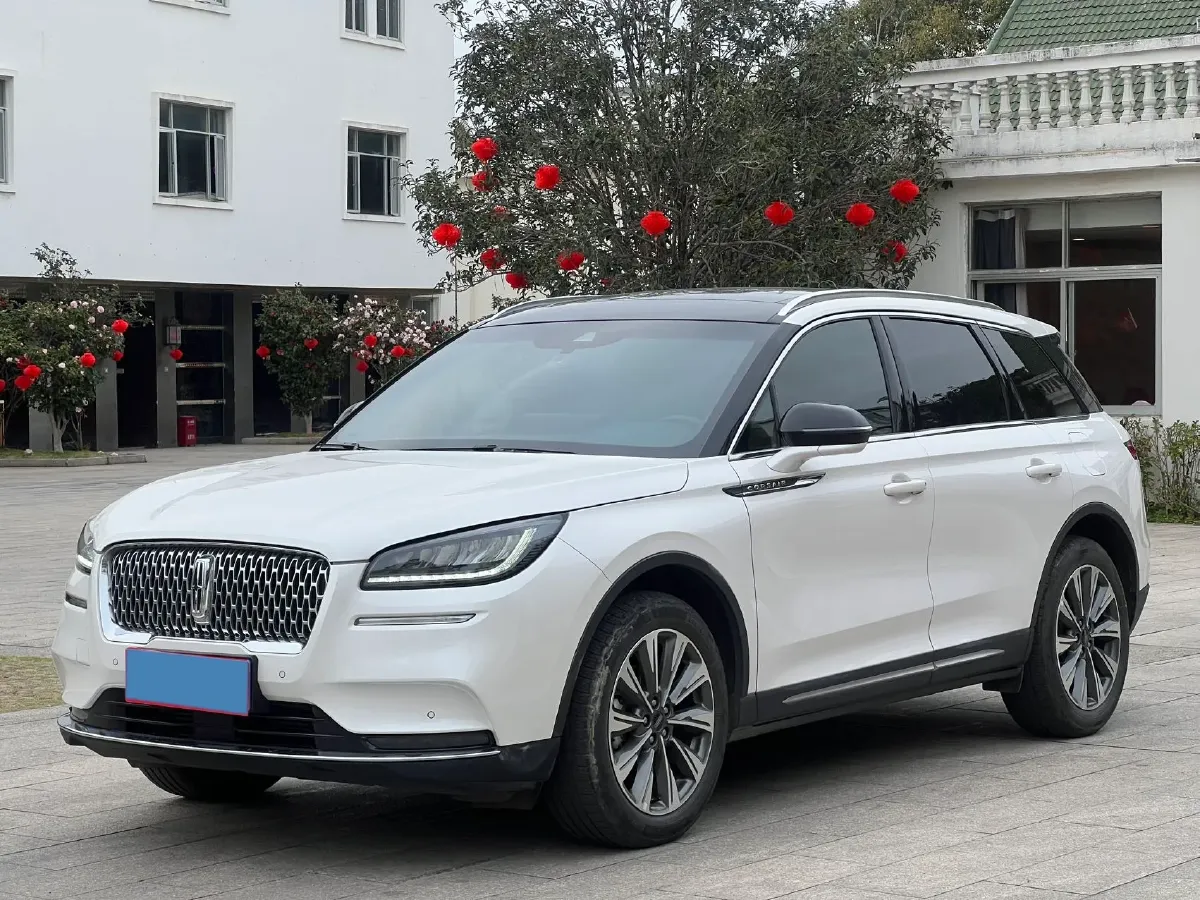 2022 Lincoln Corsair 2.0T 245HP L4 8AT,autocango,china used car exporter,china ev exporter,chinese used car exporter,chinese used ev exporter
