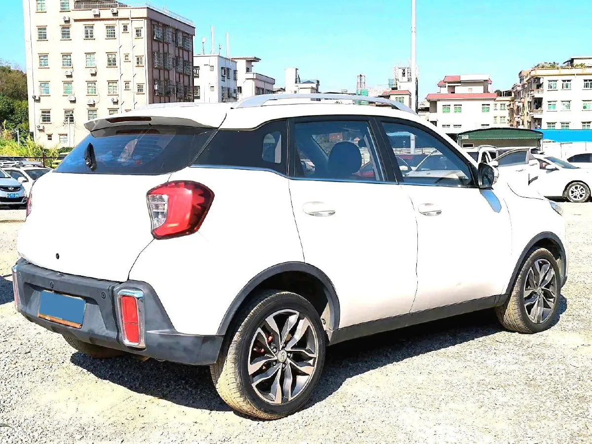 2018 BAIC ChangHe Q35 1.5L 116HP L4 5MT,autocango,china used car exporter,china ev exporter,chinese used car exporter,chinese used ev exporter