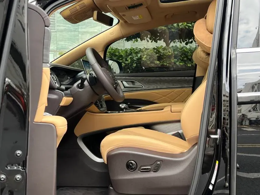 2025 Denza D9 1.5T 156HP L4 E-CVT PHEV 40KWH,autocango,china used car exporter,china ev exporter,chinese used car exporter,chinese used ev exporter