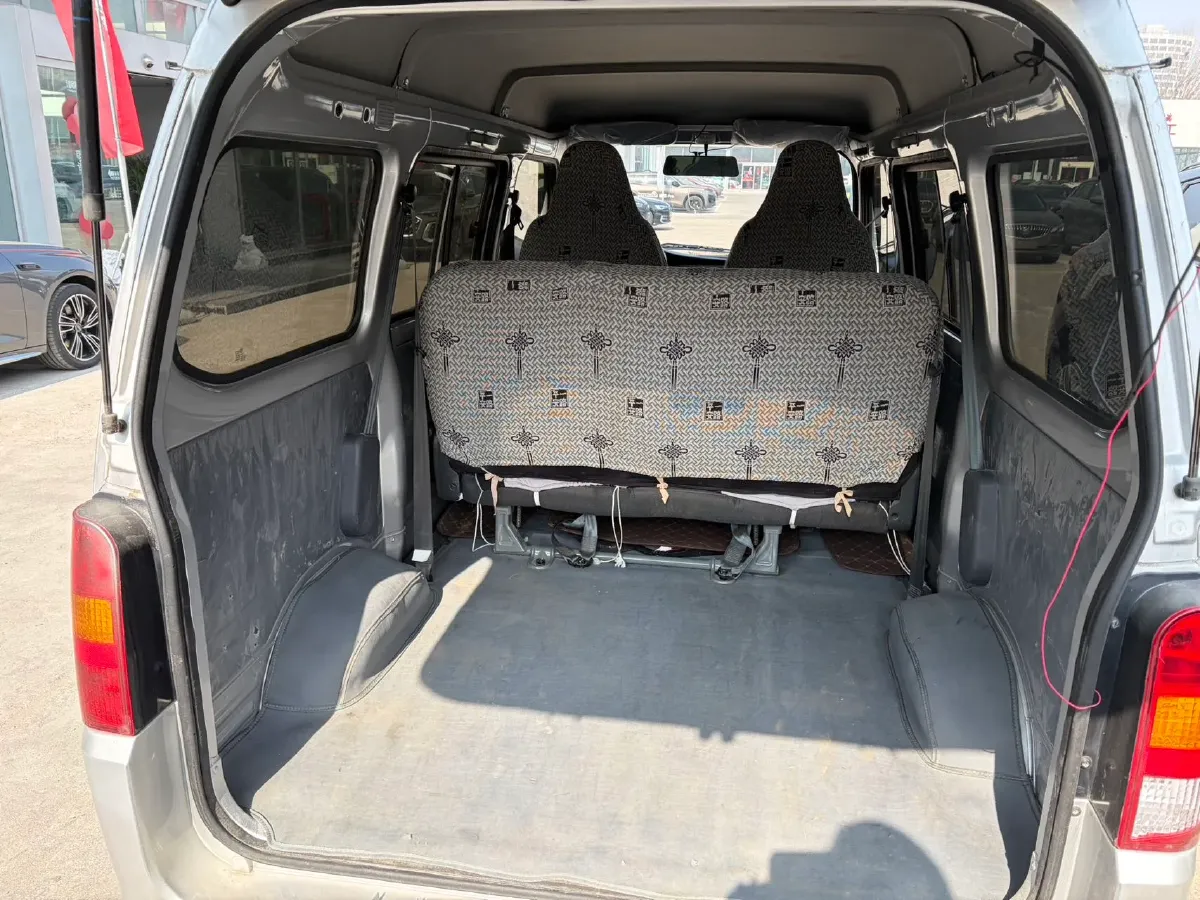 2023 WuLing ZhiGuang 1.5L 102HP L4 5MT,autocango,china used car exporter,china ev exporter,chinese used car exporter,chinese used ev exporter