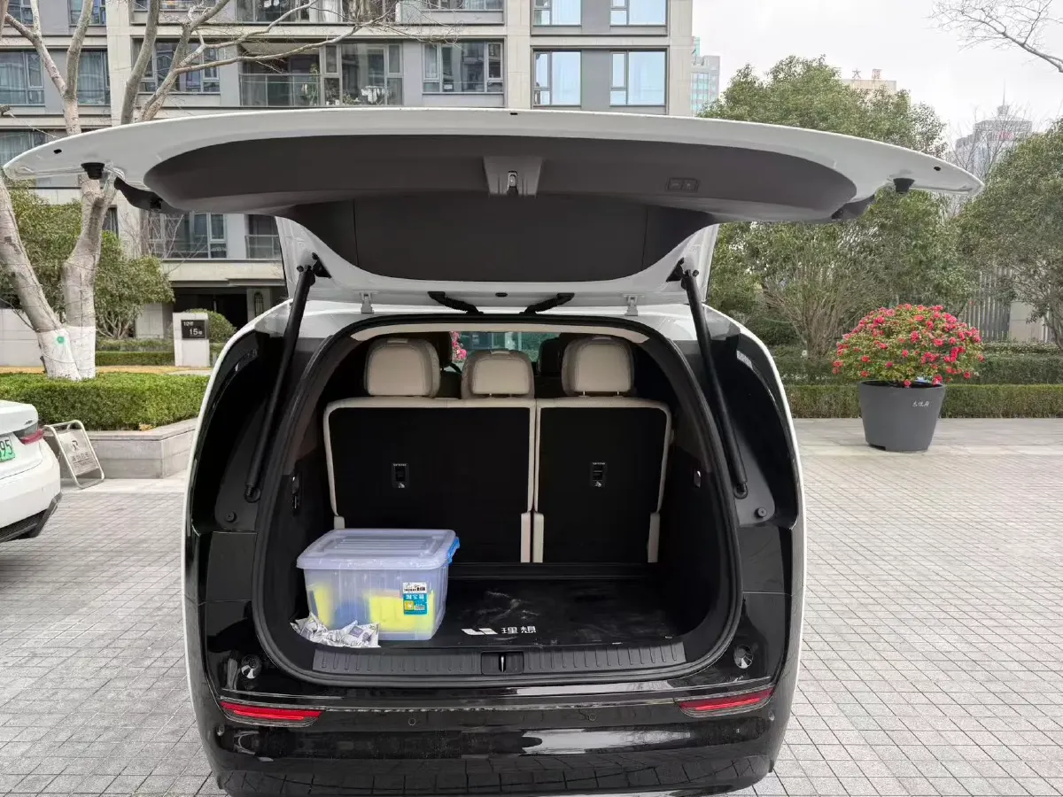 2025 Li MEGA BEV,autocango,china used car exporter,china ev exporter,chinese used car exporter,chinese used ev exporter