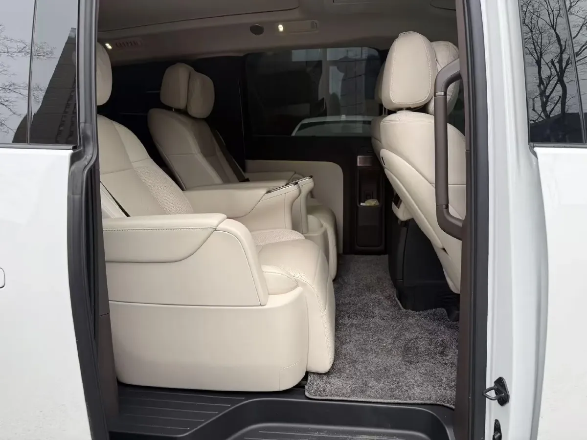 2025 Li MEGA BEV,autocango,china used car exporter,china ev exporter,chinese used car exporter,chinese used ev exporter