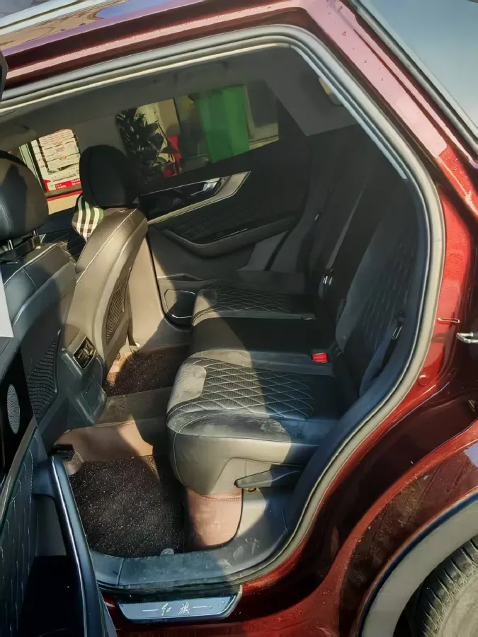 2019 HongQi HS5 2.0T 224HP L4 6AT,autocango,china used car exporter,china ev exporter,chinese used car exporter,chinese used ev exporter