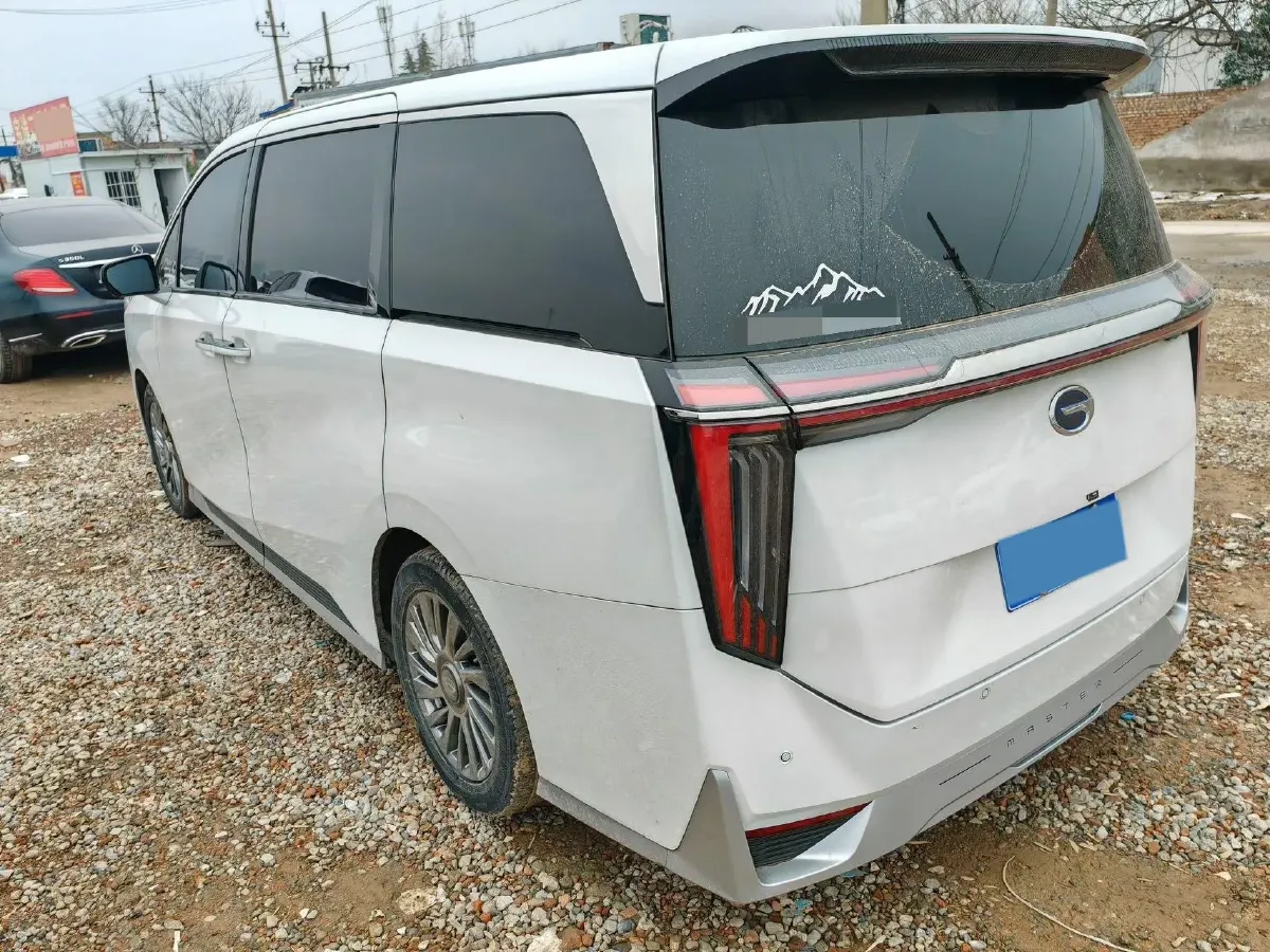 2023 GAC Trumpchi M8 2.0T 252HP L4 8AT,autocango,china used car exporter,china ev exporter,chinese used car exporter,chinese used ev exporter