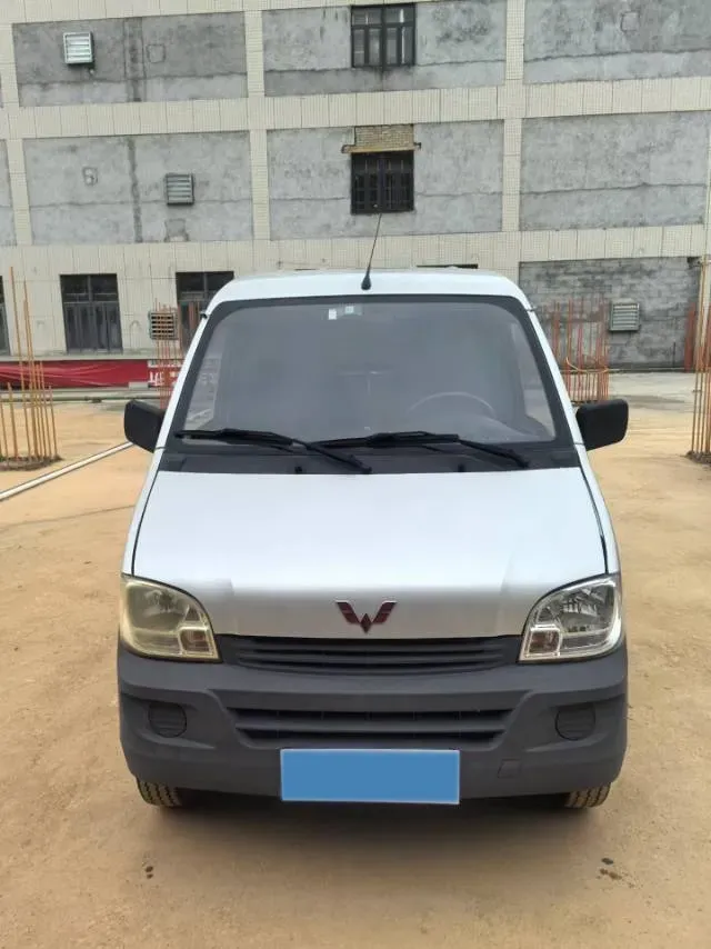 2020 WuLing ZhiGuang 1.2L 76HP L4 5MT,autocango,china used car exporter,china ev exporter,chinese used car exporter,chinese used ev exporter