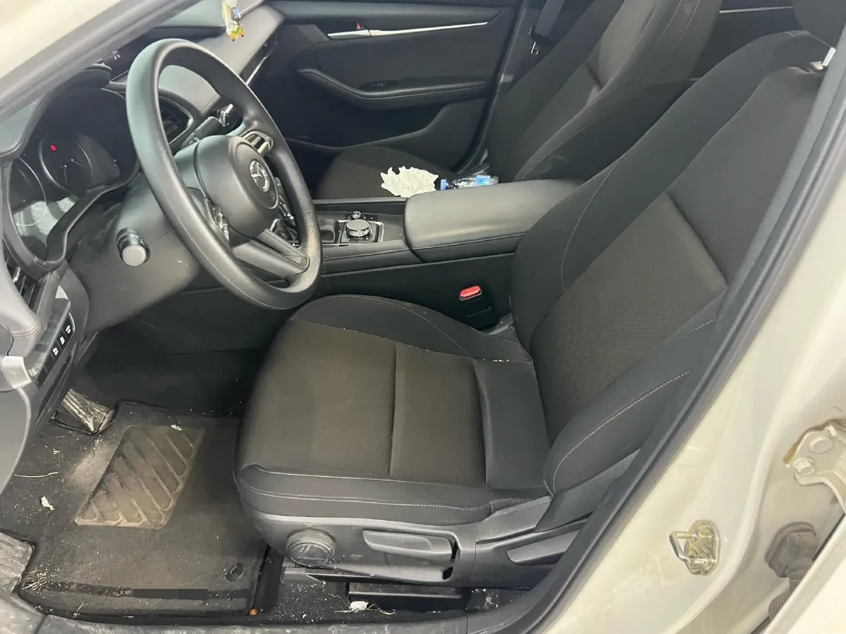 2023 Mazda 3 Axela 2.0L 158HP L4 6AT,autocango,china used car exporter,china ev exporter,chinese used car exporter,chinese used ev exporter