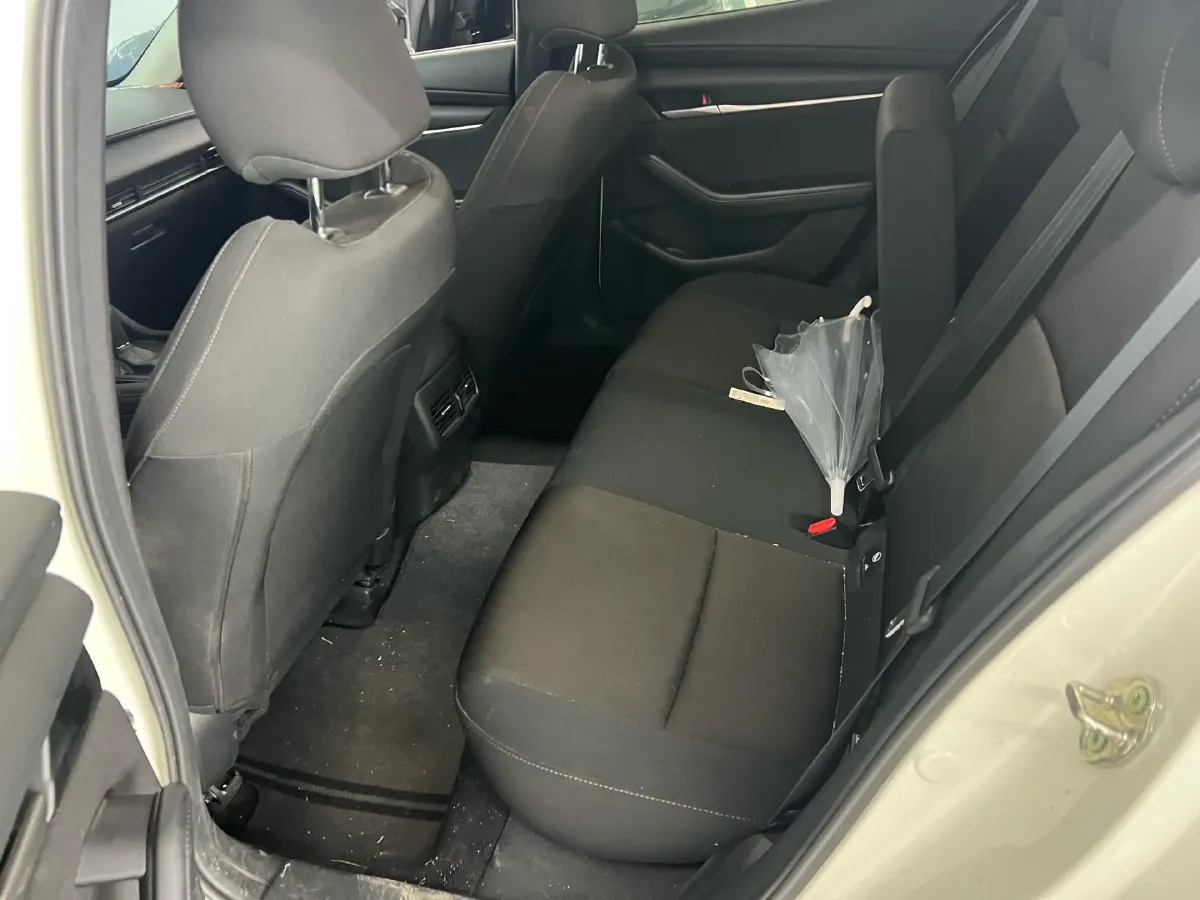 2023 Mazda 3 Axela 2.0L 158HP L4 6AT,autocango,china used car exporter,china ev exporter,chinese used car exporter,chinese used ev exporter