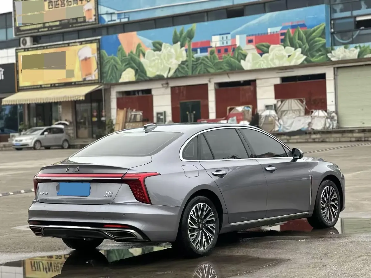2024 HongQi H5 2.0T 224HP L4 8AT,autocango,china used car exporter,china ev exporter,chinese used car exporter,chinese used ev exporter
