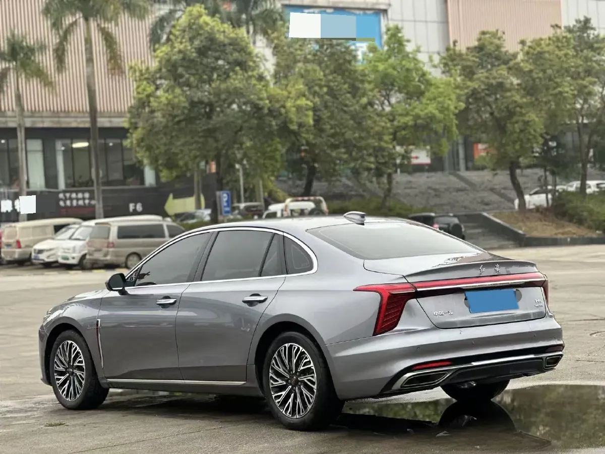 2024 HongQi H5 2.0T 224HP L4 8AT,autocango,china used car exporter,china ev exporter,chinese used car exporter,chinese used ev exporter