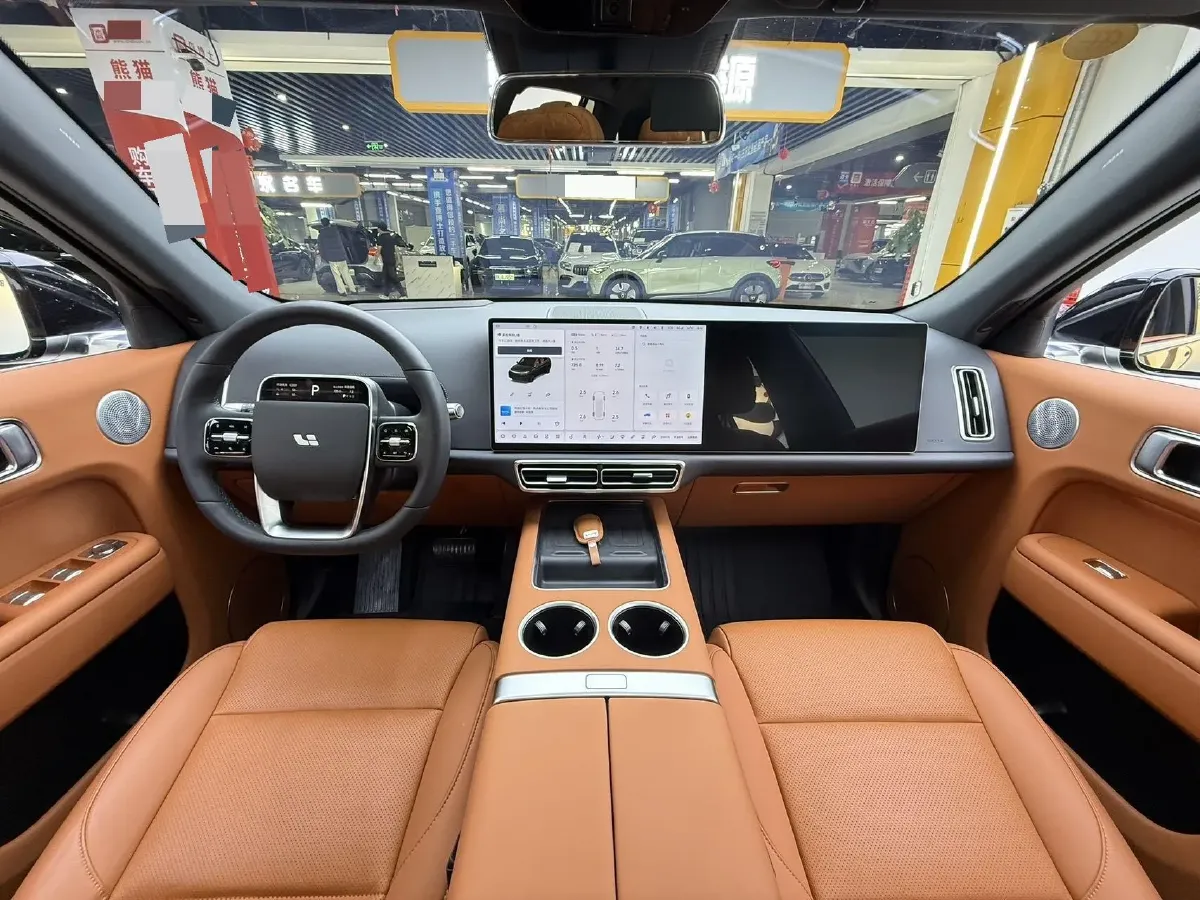 2024 Li L8 Range Extended 154HP REEV 52.3KWH,autocango,china used car exporter,china ev exporter,chinese used car exporter,chinese used ev exporter