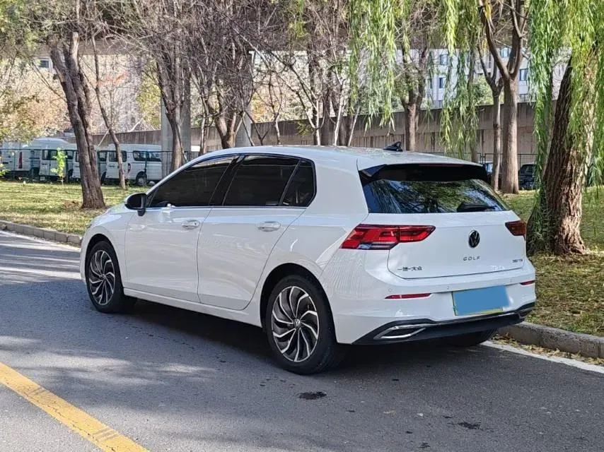 2023 Volkswagen Golf 1.4T 150HP L4 7DCT,autocango,china used car exporter,china ev exporter,chinese used car exporter,chinese used ev exporter