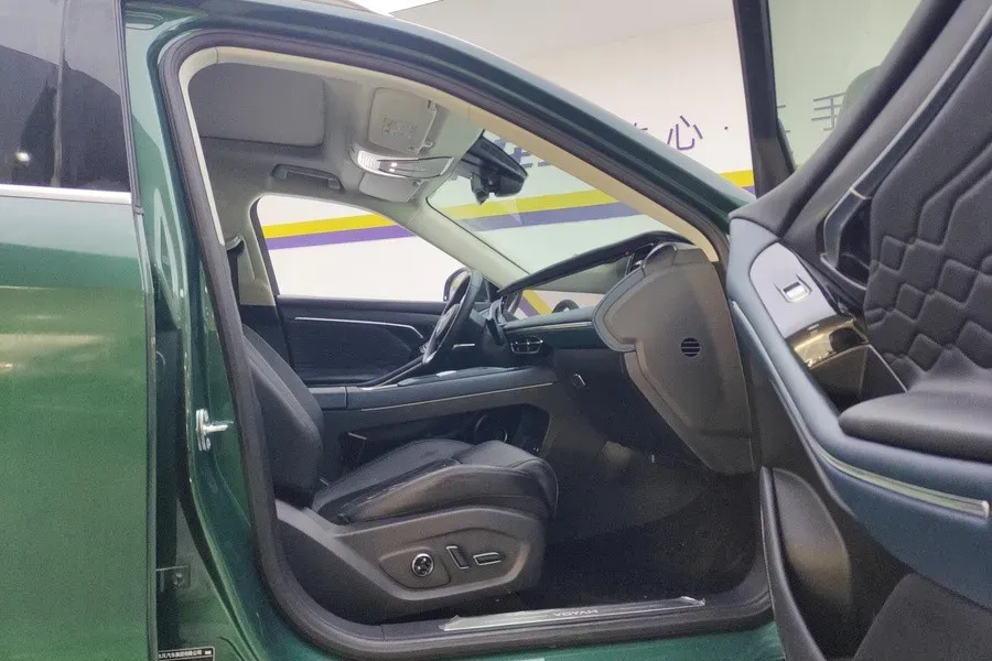 2024 Voyah FREE 1.5T 150HP L4 REEV 39.2KWH,autocango,china used car exporter,china ev exporter,chinese used car exporter,chinese used ev exporter