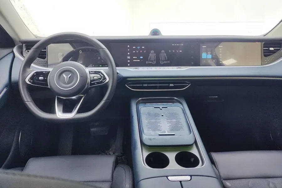 2024 Voyah FREE 1.5T 150HP L4 REEV 39.2KWH,autocango,china used car exporter,china ev exporter,chinese used car exporter,chinese used ev exporter