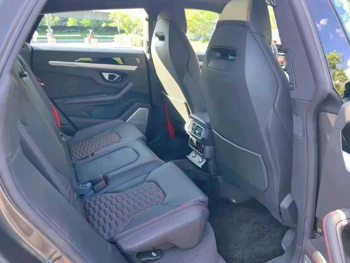 2018 Lamborghini Urus 4.0T 650HP V8 8AT,autocango,china used car exporter,china ev exporter,chinese used car exporter,chinese used ev exporter