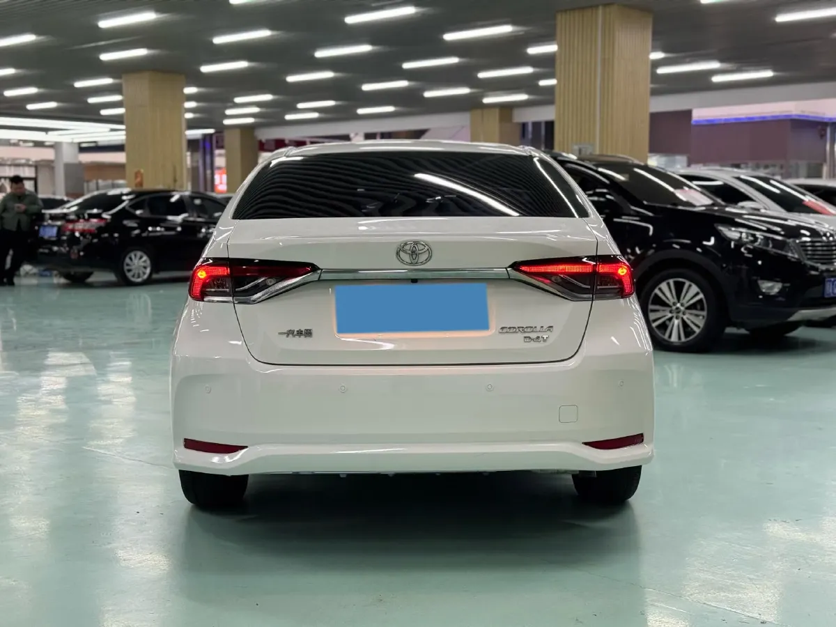 2021 Toyota Corolla 1.2T 116HP L4 CVT,autocango,china used car exporter,china ev exporter,chinese used car exporter,chinese used ev exporter