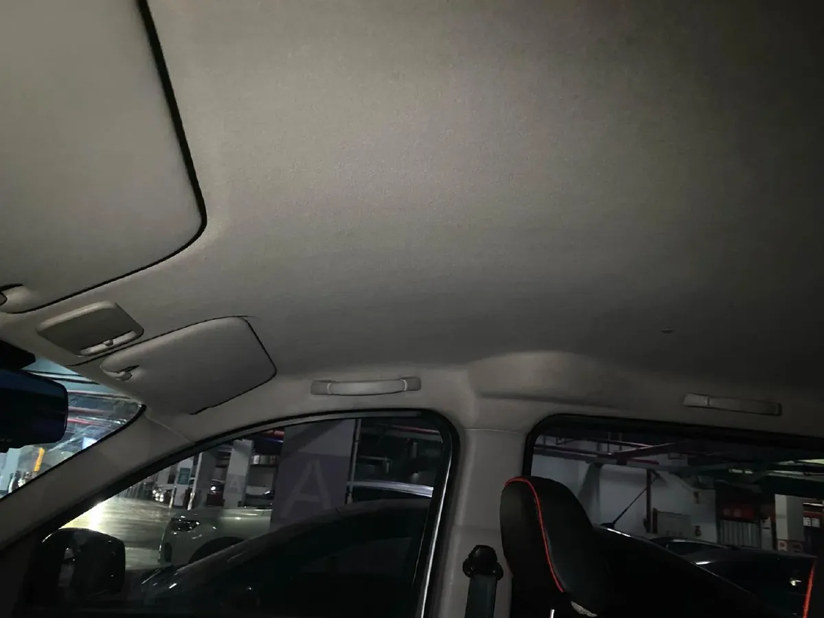 2018 WuLing RongGuang V 1.2L 88HP L4 5MT,autocango,china used car exporter,china ev exporter,chinese used car exporter,chinese used ev exporter