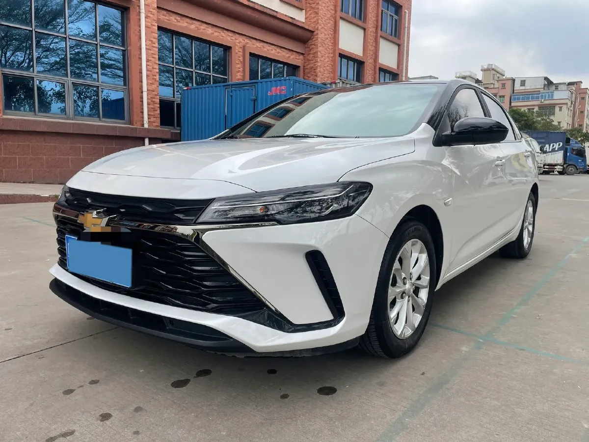 2024 Chevrolet Monza 1.5L 113HP L4 6DCT,autocango,china used car exporter,china ev exporter,chinese used car exporter,chinese used ev exporter