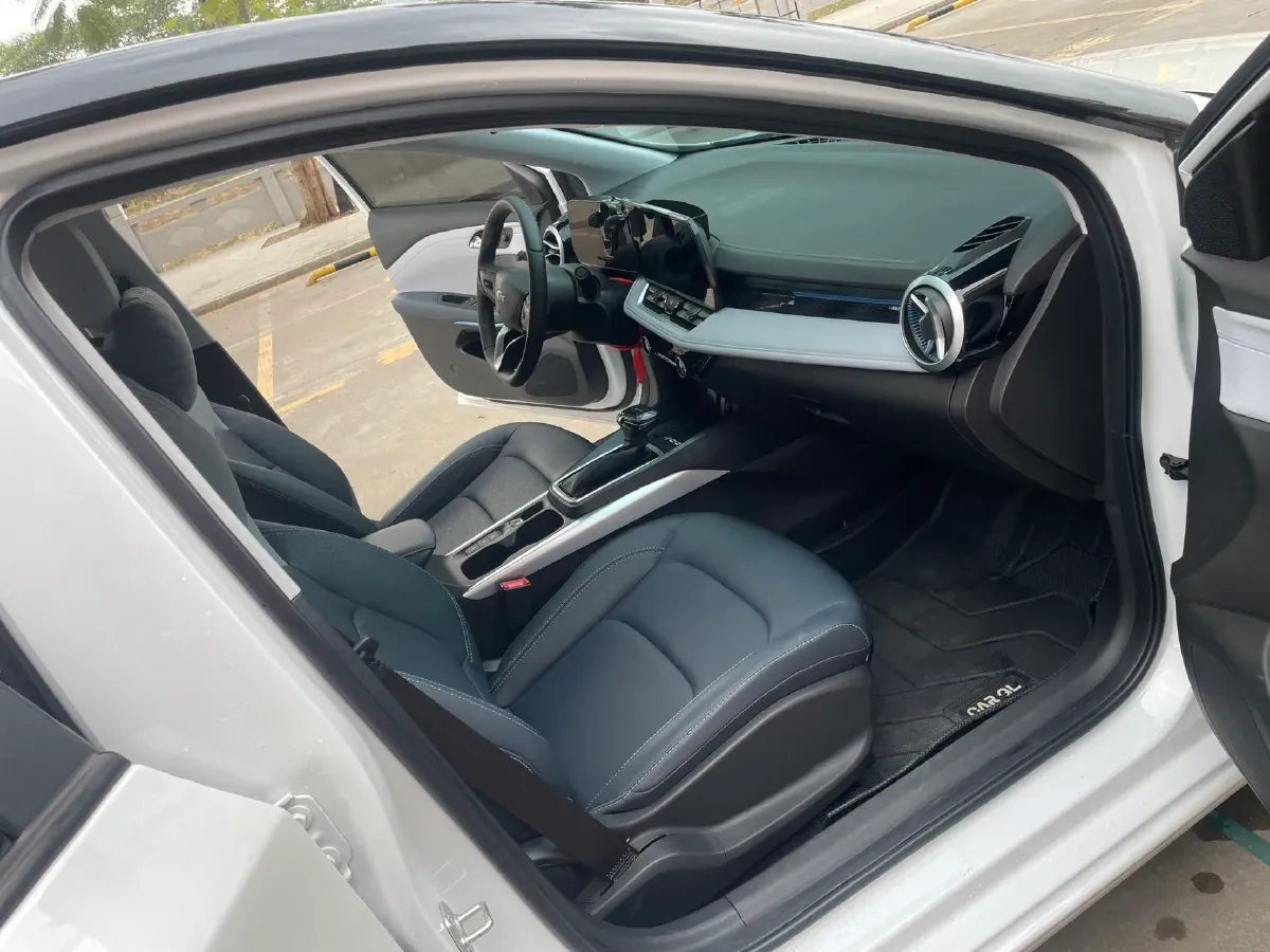 2024 Chevrolet Monza 1.5L 113HP L4 6DCT,autocango,china used car exporter,china ev exporter,chinese used car exporter,chinese used ev exporter