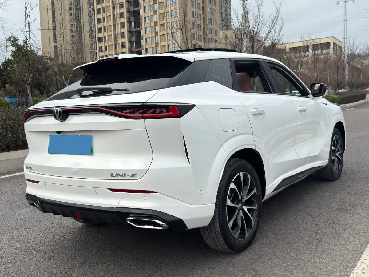 2024 ChangAn UNI-Z 1.5L 98HP L4 E-CVT PHEV 18.4KWH,autocango,china used car exporter,china ev exporter,chinese used car exporter,chinese used ev exporter