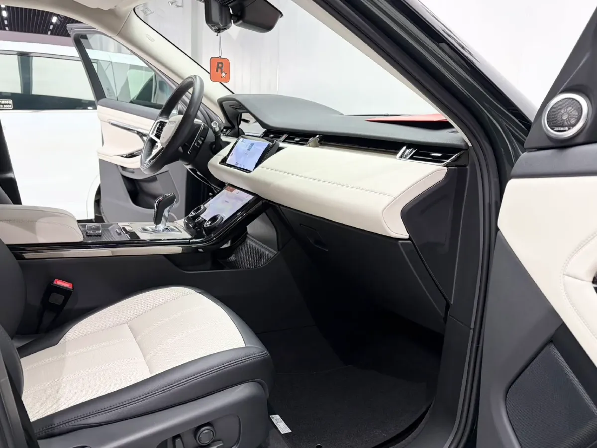 2022 Land Rover Range Rover Evoque 2.0T 249HP L4 9AT,autocango,china used car exporter,china ev exporter,chinese used car exporter,chinese used ev exporter