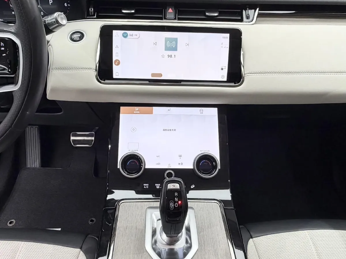 2022 Land Rover Range Rover Evoque 2.0T 249HP L4 9AT,autocango,china used car exporter,china ev exporter,chinese used car exporter,chinese used ev exporter