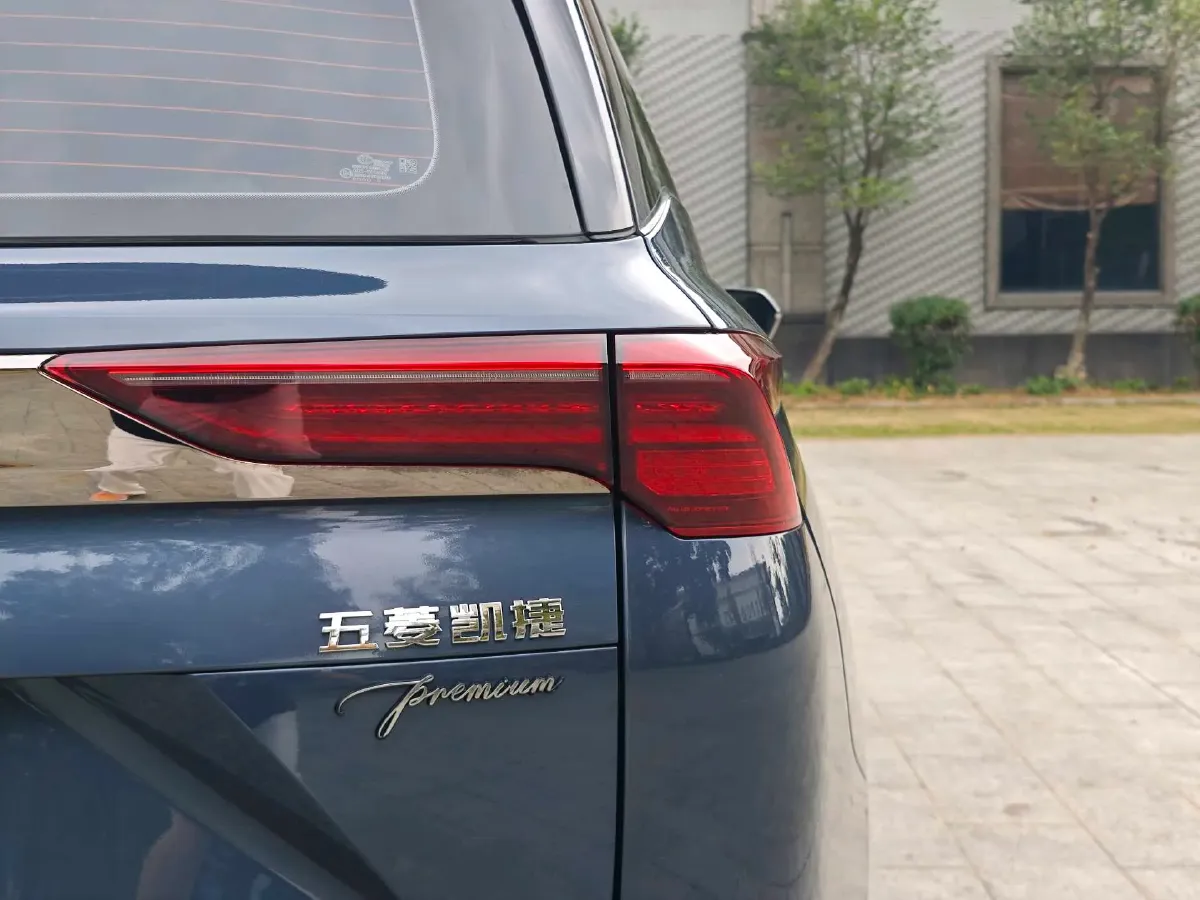 2023 WuLing KaiJie 1.5T 177HP L4 CVT,autocango,china used car exporter,china ev exporter,chinese used car exporter,chinese used ev exporter