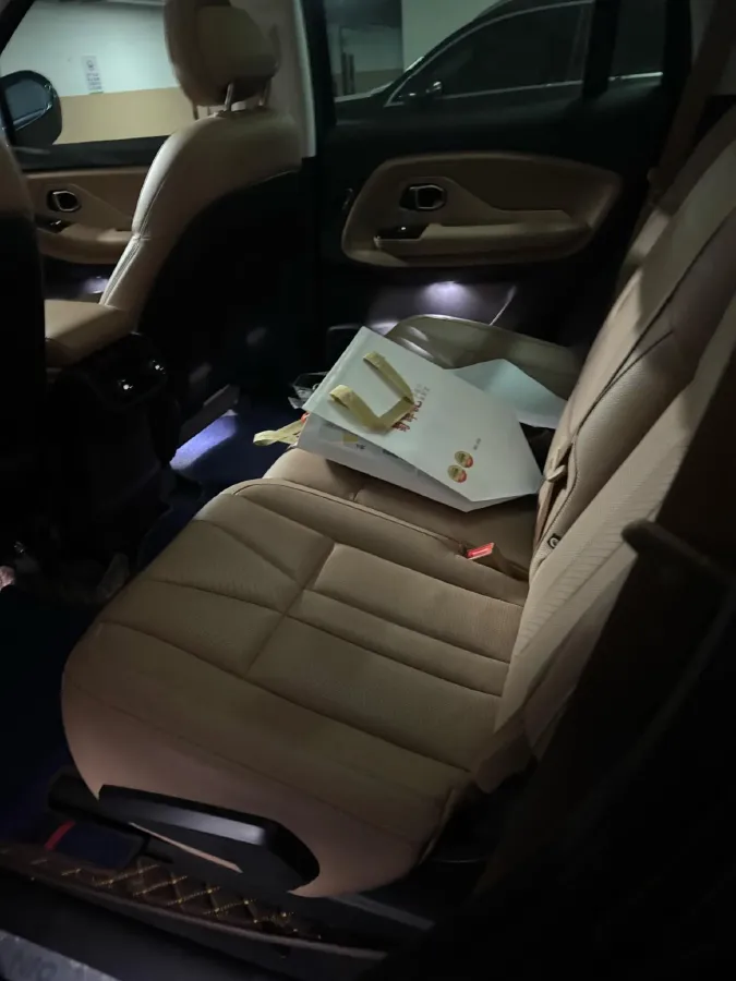 2018 NIO ES8 BEV 70KWH,autocango,china used car exporter,china ev exporter,chinese used car exporter,chinese used ev exporter