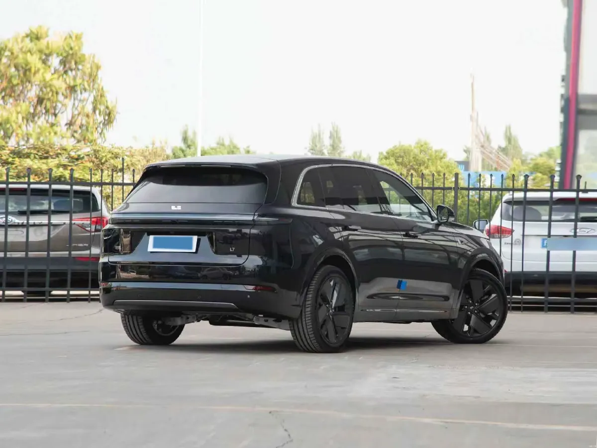 2025 Li L7 Range Extended 154HP REEV,autocango,china used car exporter,china ev exporter,chinese used car exporter,chinese used ev exporter