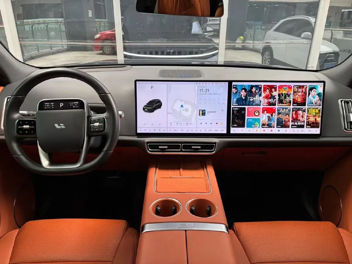 2024 Volvo S60 2.0T 197HP L4 7DCT,autocango,china used car exporter,china ev exporter,chinese used car exporter,chinese used ev exporter