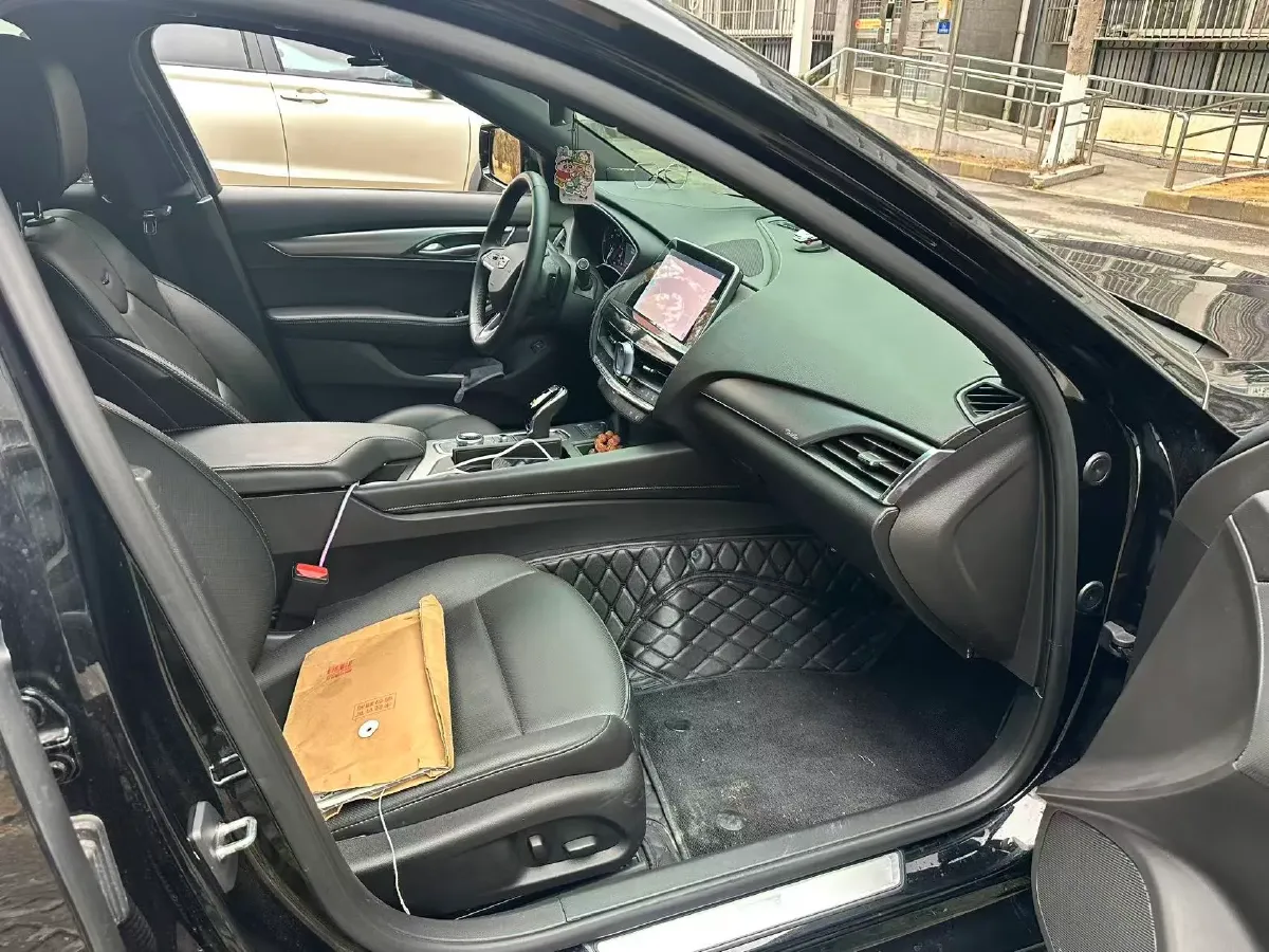 2022 Cadillac CT5 2.0T 237HP L4 10AT,autocango,china used car exporter,china ev exporter,chinese used car exporter,chinese used ev exporter
