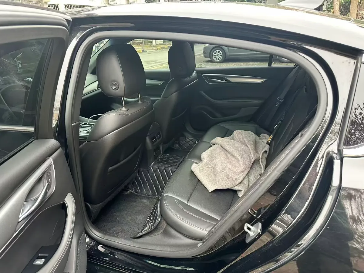 2022 Cadillac CT5 2.0T 237HP L4 10AT,autocango,china used car exporter,china ev exporter,chinese used car exporter,chinese used ev exporter