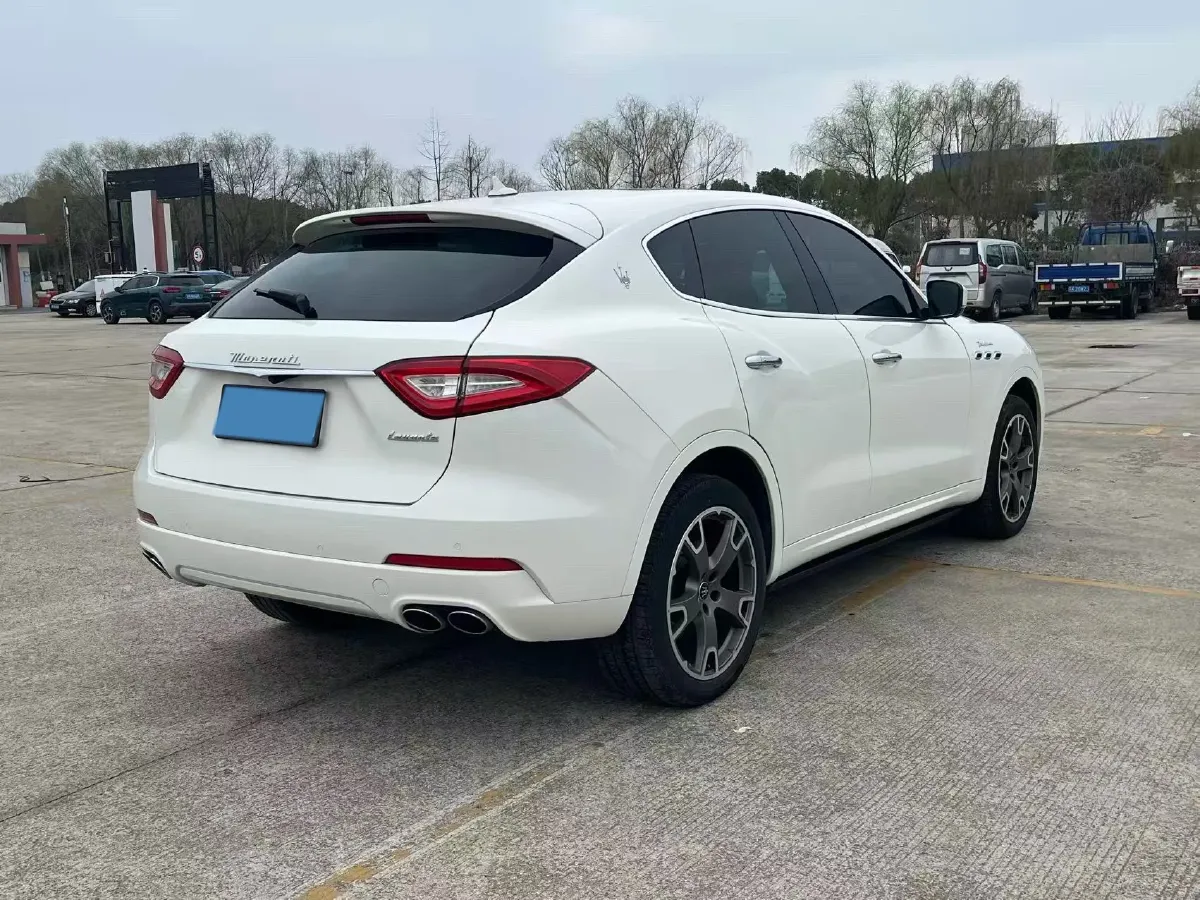 2019 Maserati Levante 3.0T 350HP V6 8AT,autocango,china used car exporter,china ev exporter,chinese used car exporter,chinese used ev exporter