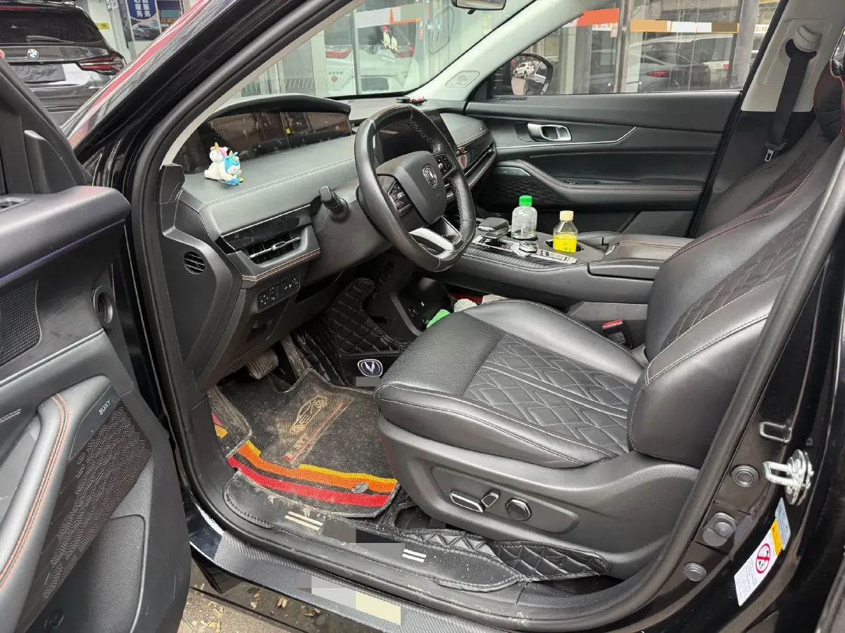 2021 ChangAn UNI-K 2.0T 233HP L4 8AT,autocango,china used car exporter,china ev exporter,chinese used car exporter,chinese used ev exporter