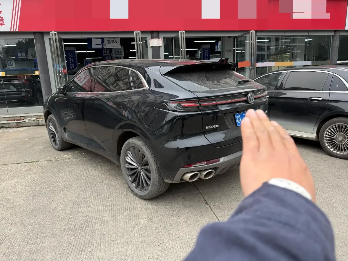 2021 ChangAn UNI-K 2.0T 233HP L4 8AT,autocango,china used car exporter,china ev exporter,chinese used car exporter,chinese used ev exporter