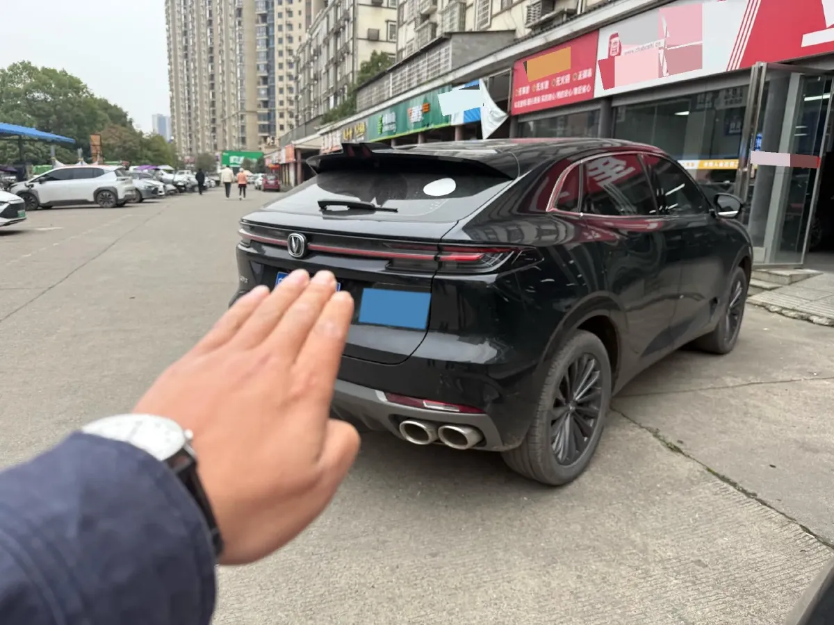 2021 ChangAn UNI-K 2.0T 233HP L4 8AT,autocango,china used car exporter,china ev exporter,chinese used car exporter,chinese used ev exporter