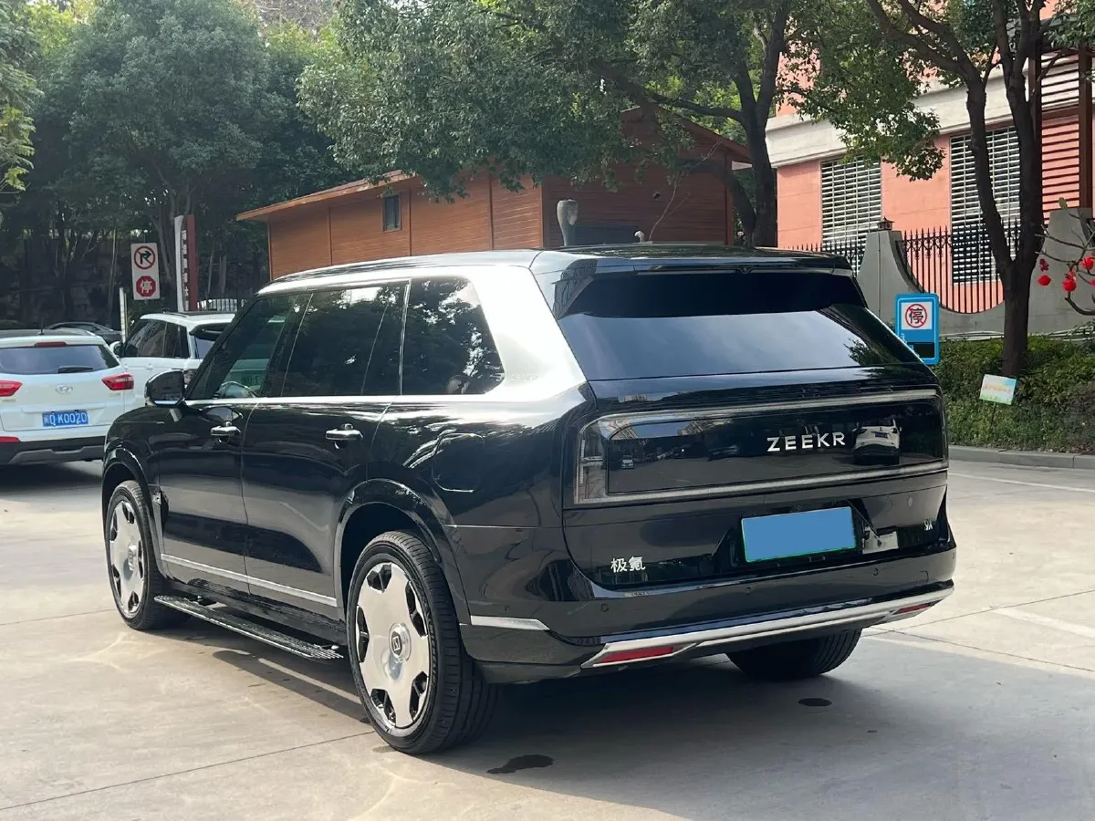 2025 Zeekr 9X 2.0T 279HP L4 1DHT PHEV,autocango,china used car exporter,china ev exporter,chinese used car exporter,chinese used ev exporter