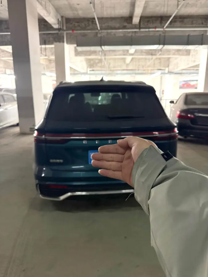 2021 Geely Monjaro 2.0T 238HP L4 8AT,autocango,china used car exporter,china ev exporter,chinese used car exporter,chinese used ev exporter