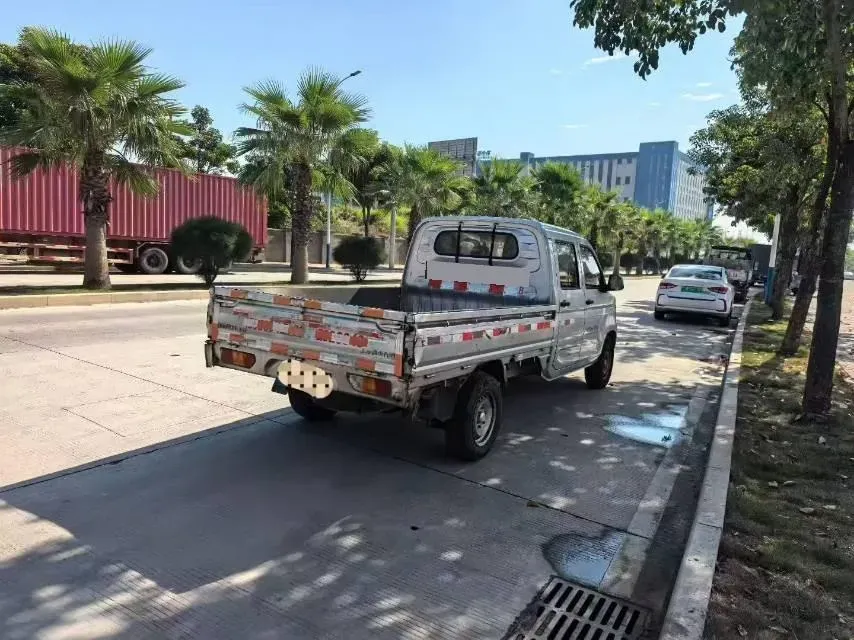 2018 WuLing RongGuang New Truck 1.8L 133HP L4 5MT,autocango,china used car exporter,china ev exporter,chinese used car exporter,chinese used ev exporter